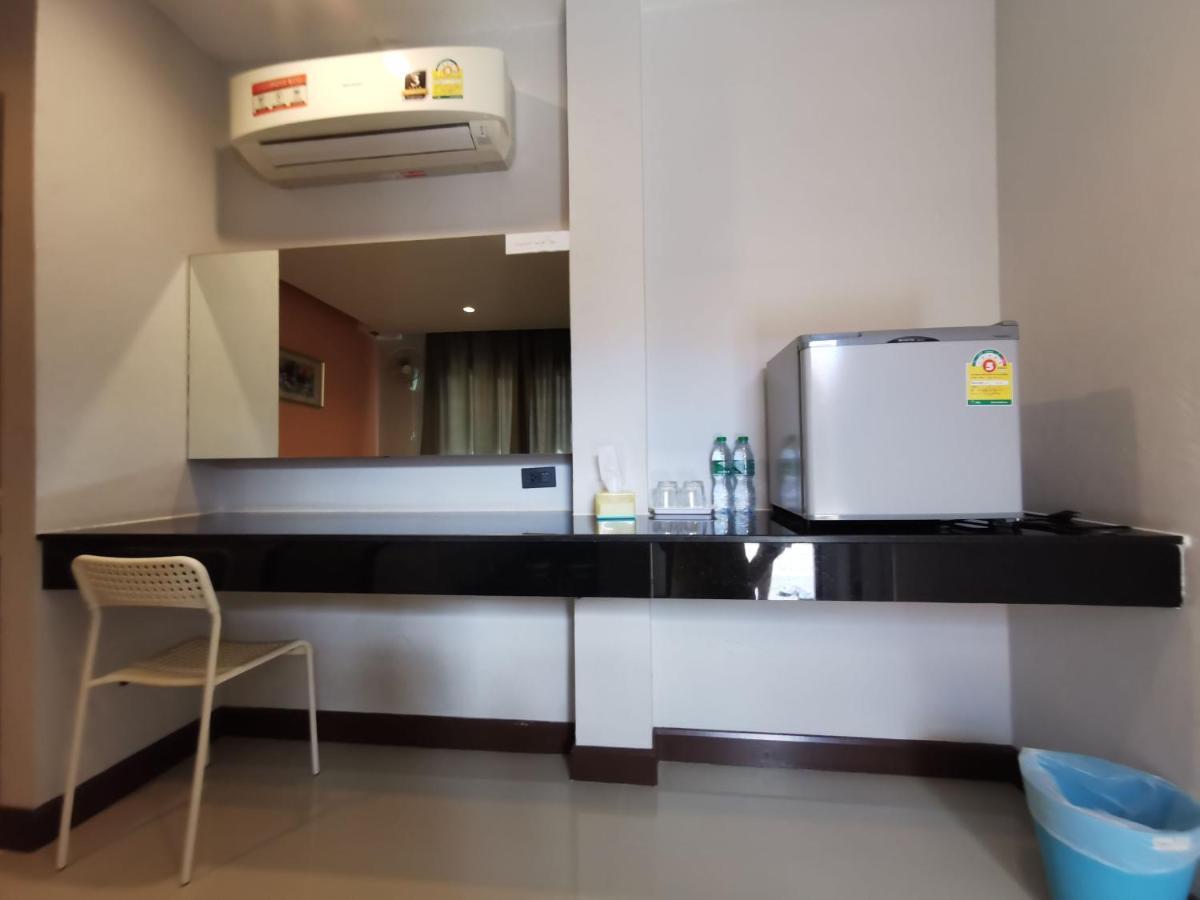 Smile Resort Sriracha Si Racha Εξωτερικό φωτογραφία