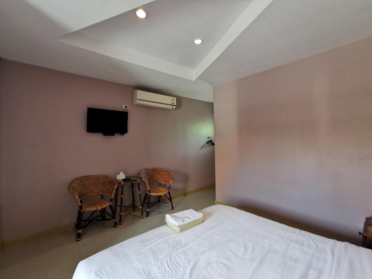 Smile Resort Sriracha Si Racha Εξωτερικό φωτογραφία